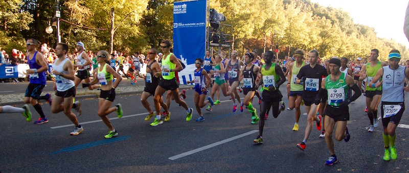 Front runners after the start